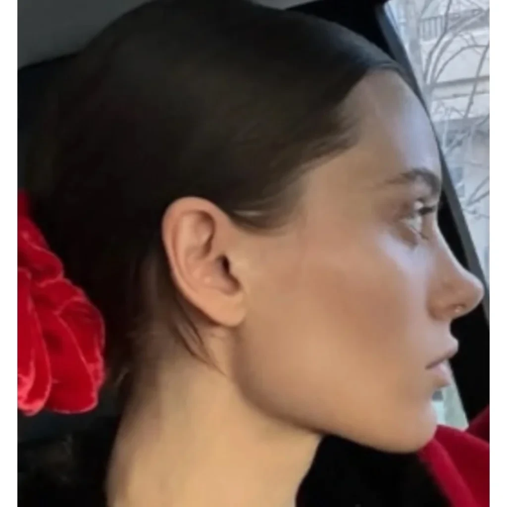 Lana Rhoades side
